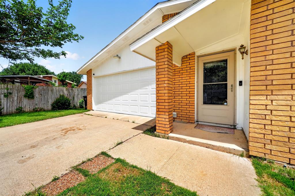 PARKWOOD ESTATES - Residential