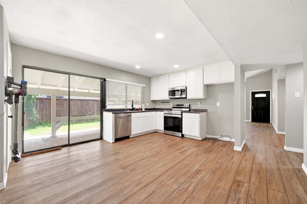 PARKWOOD ESTATES - Residential