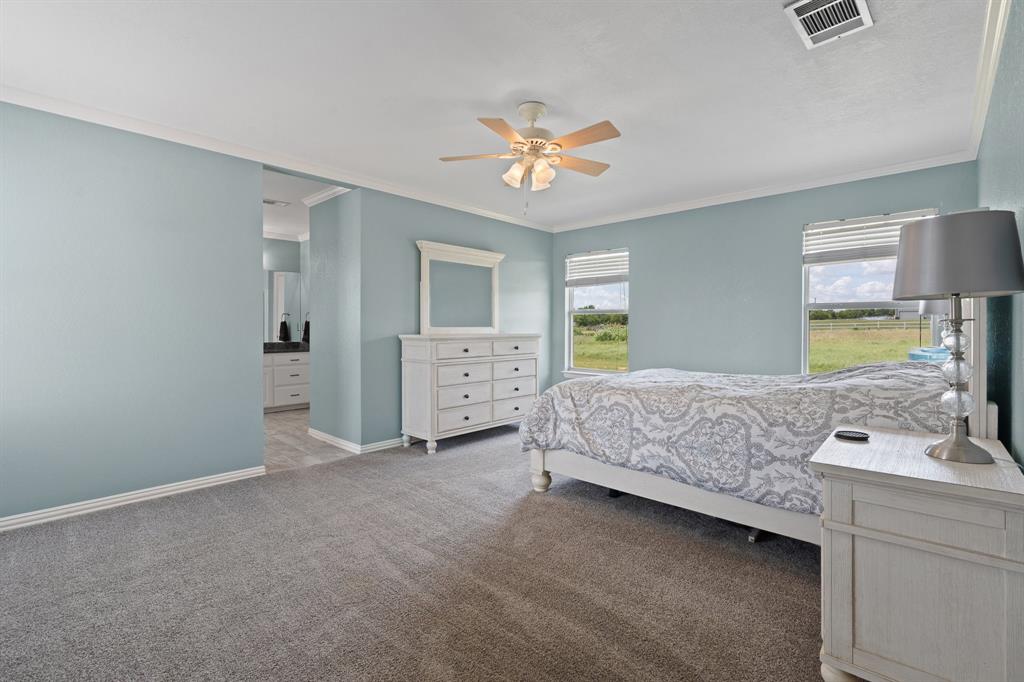 ABST 470 TR 2H J M JAMES - Residential