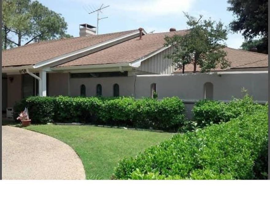 Dirty of Clean Offers, bring your Highest $$$, regardless the SOURCE of your Funds. HIGHLIGHTS: Corner Lot  in-Home Health Spa (equipped with 8x Sauna, 8x jetted Jacuzzi, steamboat, full wet bar) Ceiling-to-floor Porcelain walls & floors in bathrooms. Huge whole-house Attic exhaust fans, both units. Gargantuan Skylights over kitchens (9 more over Home Spa) 2 crescent driveways drive-thru Exceptionally rare, FULL DUPLEX opportunity in a great location! Add these 2 units to your rental portfolio or make Owner Side your new home and rent out the other side! Owner Unit 7606 features 3 beds, 2 full baths, 2 living areas, a huge formal dining room Game Room and an open kitchen (also has in-Home Health Spa equipped with 8x Sauna, 8x jetted Jacuzzi, a steam-bath, Cathedral glass vaulted ceilings), full wet bar)). Bath units have huge whole-house Attic exhaust fans, both have gargantuan Skylights over kitchens (9 more over Home Spa). More Upgrades in both units include newer countertops, cabinets & hardware in the kitchen and bathrooms, backsplashes in both kitchens, 7606 has beautifully remodeled, gleaming ceiling-to-floor porcelain showers. Unit 7604 features 3 beds, 2 full baths, 2 living areas, 2-Car garage, with a huge formal dining room Game Room and a kitchen that opens to the main living room & to the terraced tea garden backyard. Upgrades in this unit include beautifully remodeled, porcelain ceiling-to-floor showers & matching flooring, Game Room Formal Dining has unique accent walls, and more.  Fair Cash offer progresses. Fast to completion  Buyer pays the Closing Costs. As-Is Sale - No Repairs Made by Seller. Both units will be sold together, not individually.