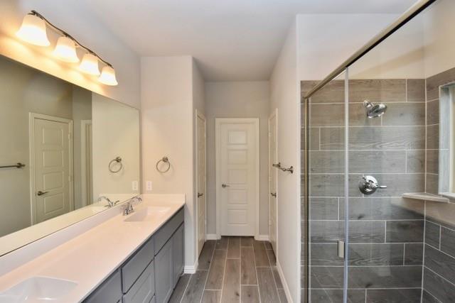 Courts Of Bonnie Brae - Residential