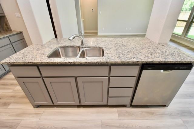 Courts Of Bonnie Brae - Residential