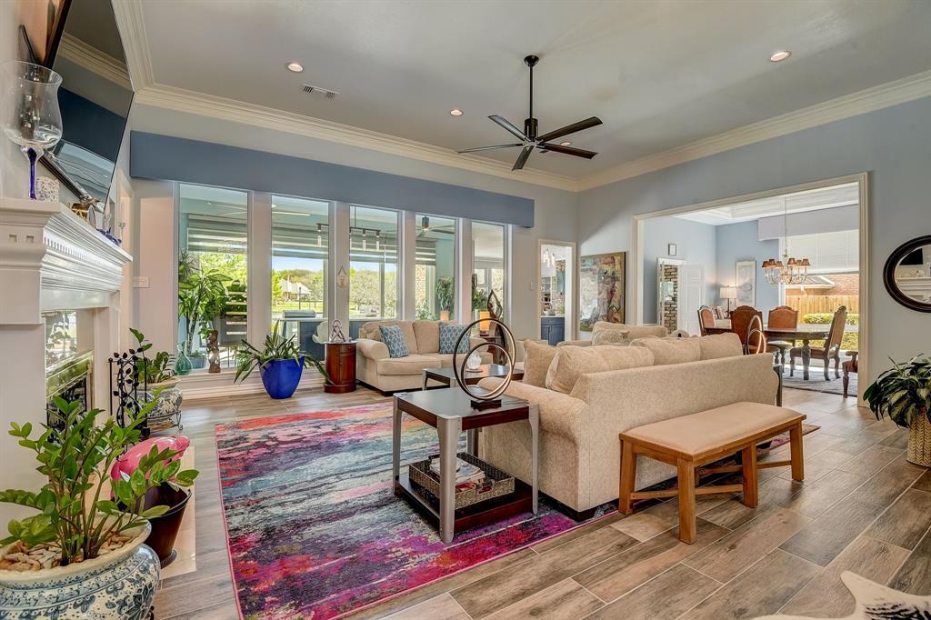 5211 Vicksburg Drive