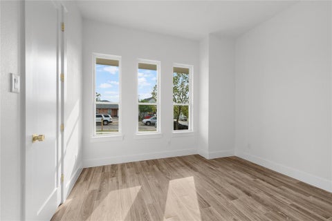 Tiny photo for 2312 25th Street, Fort Worth, TX 76164 (MLS # 21396420)