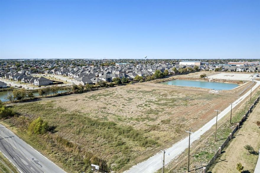 Over 14 acres in a developed area of Arlington with approximately 5 usable acres and direct frontage on Mansfield Webb Road. Producing minerals convey with the sale and currently generate about $30,000 per year. The property includes the remaining footprint of a former gas drilling site and offers open land for development right next to Mansfield ISD's Gideon Elementary School. Convenient access to Arlington and Mansfield with limited tracts of this size available in Tarrant County.