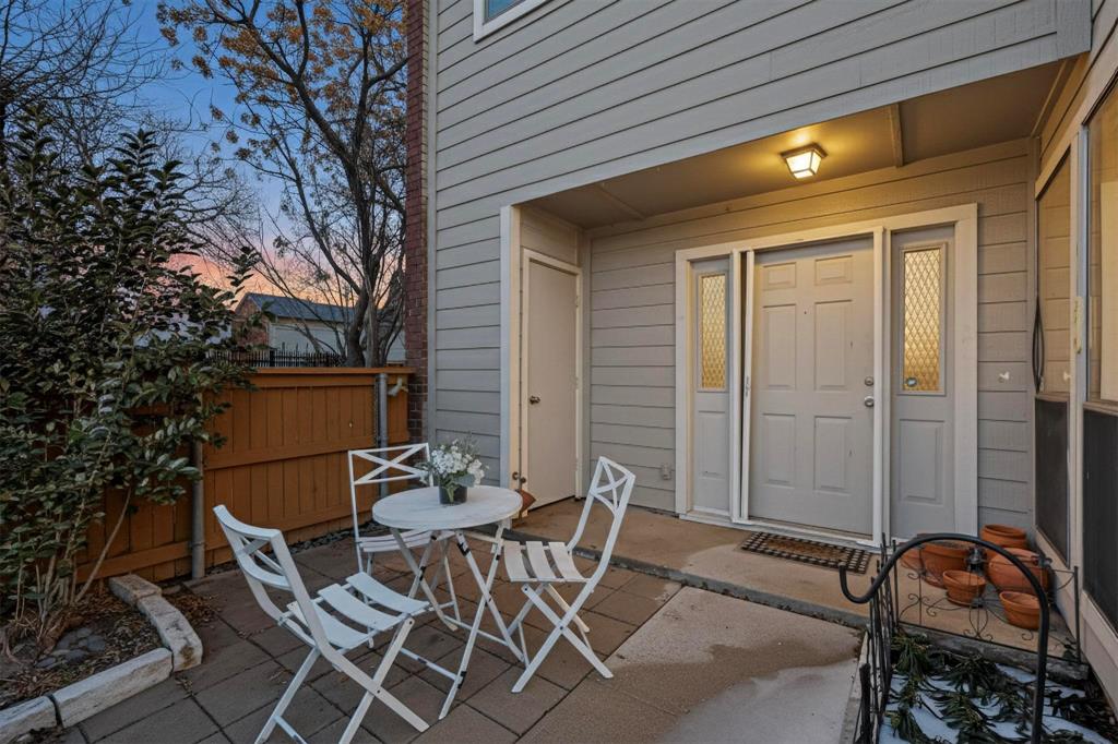 Forest Point Twnhms Condos Ph 02 - Residential