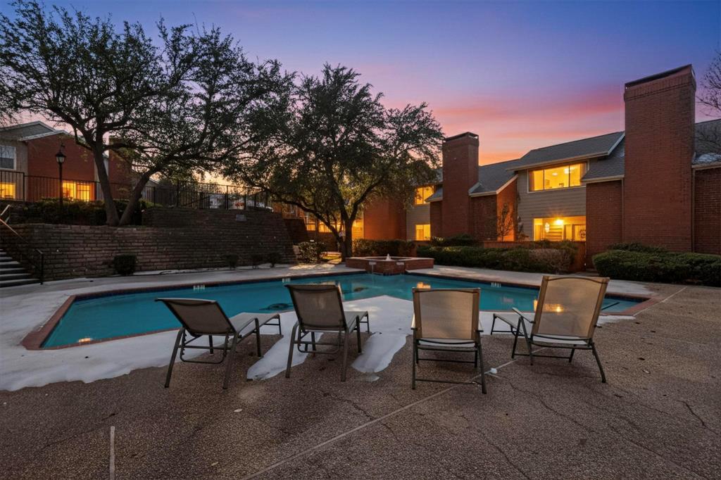 Forest Point Twnhms Condos Ph 02 - Residential