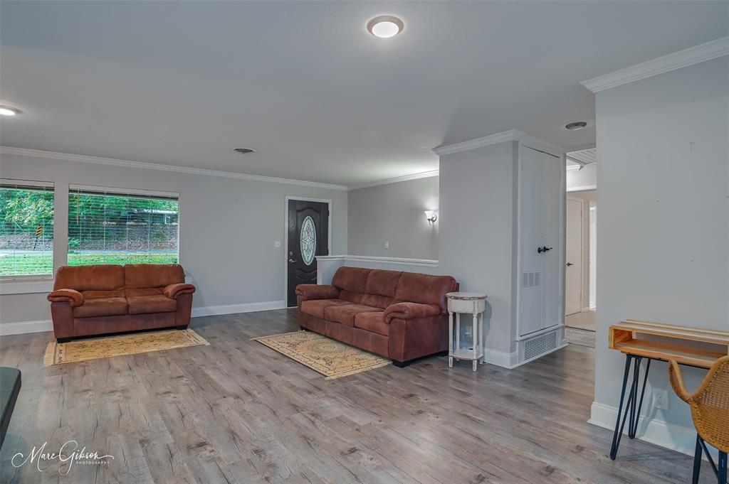 2912 Brookline Drive