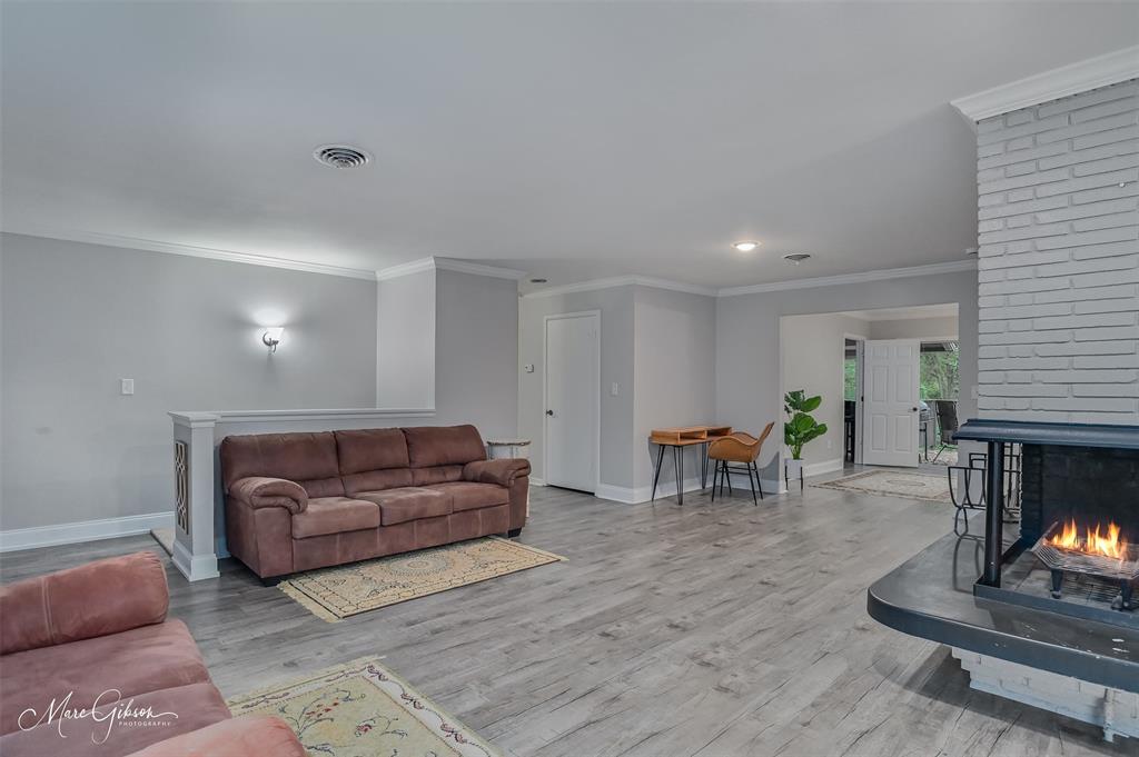 2912 Brookline Drive