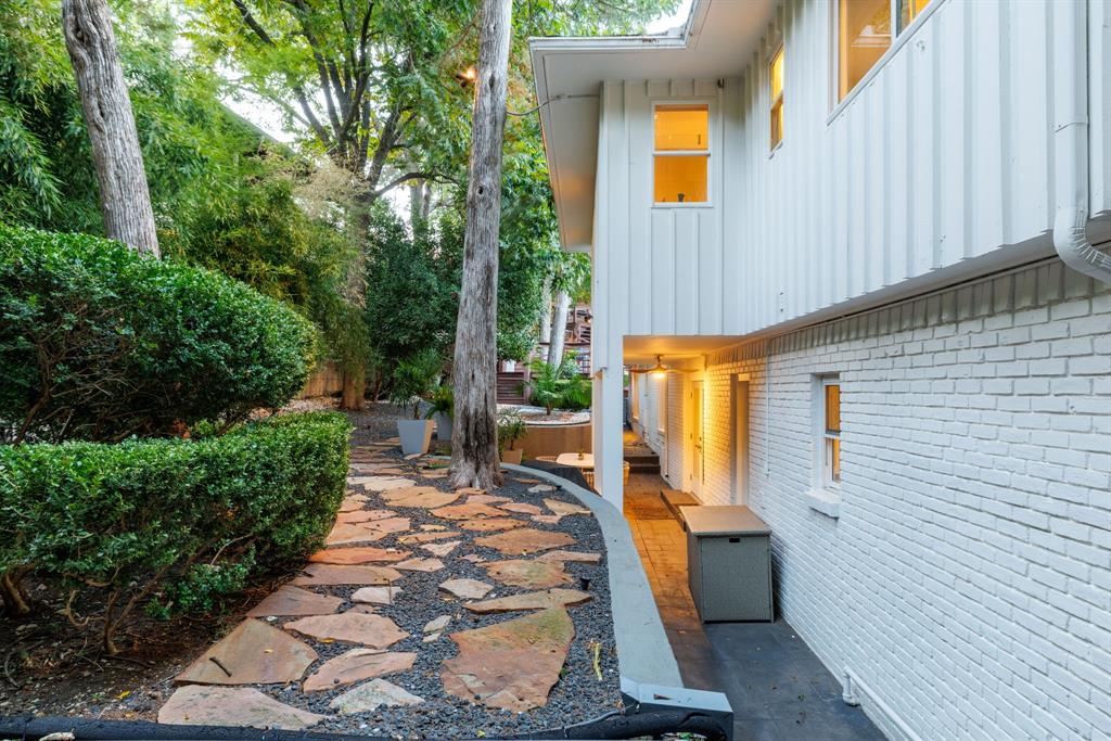 Guggenheim Acres - Residential