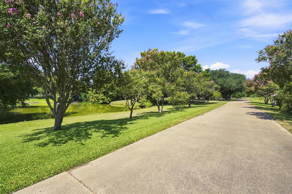 2000 Crisp Road