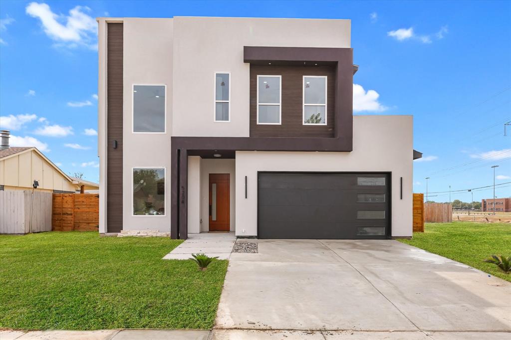 5204 Gibson Drive