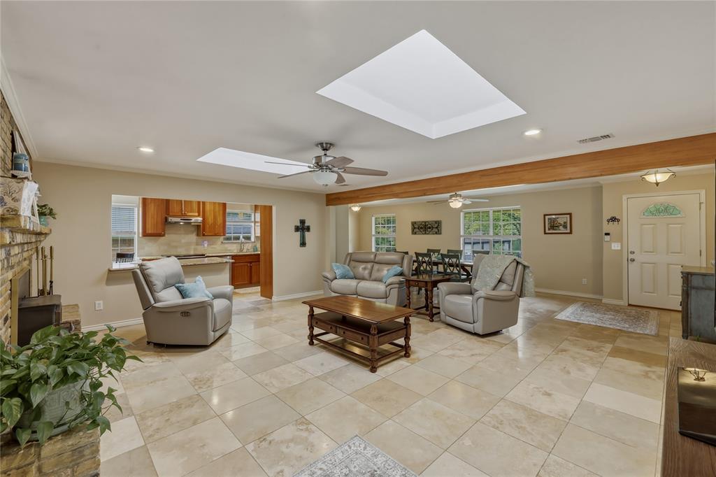 2909 Brookview Drive