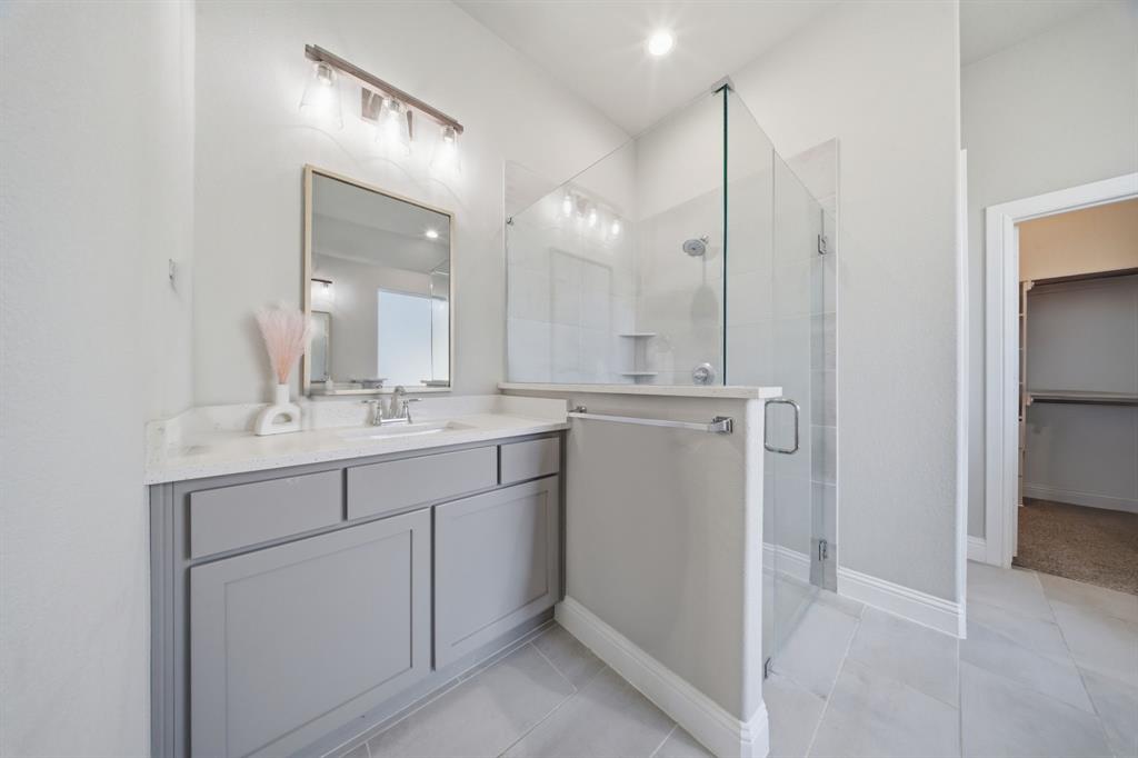 Mustang Crk - Residential