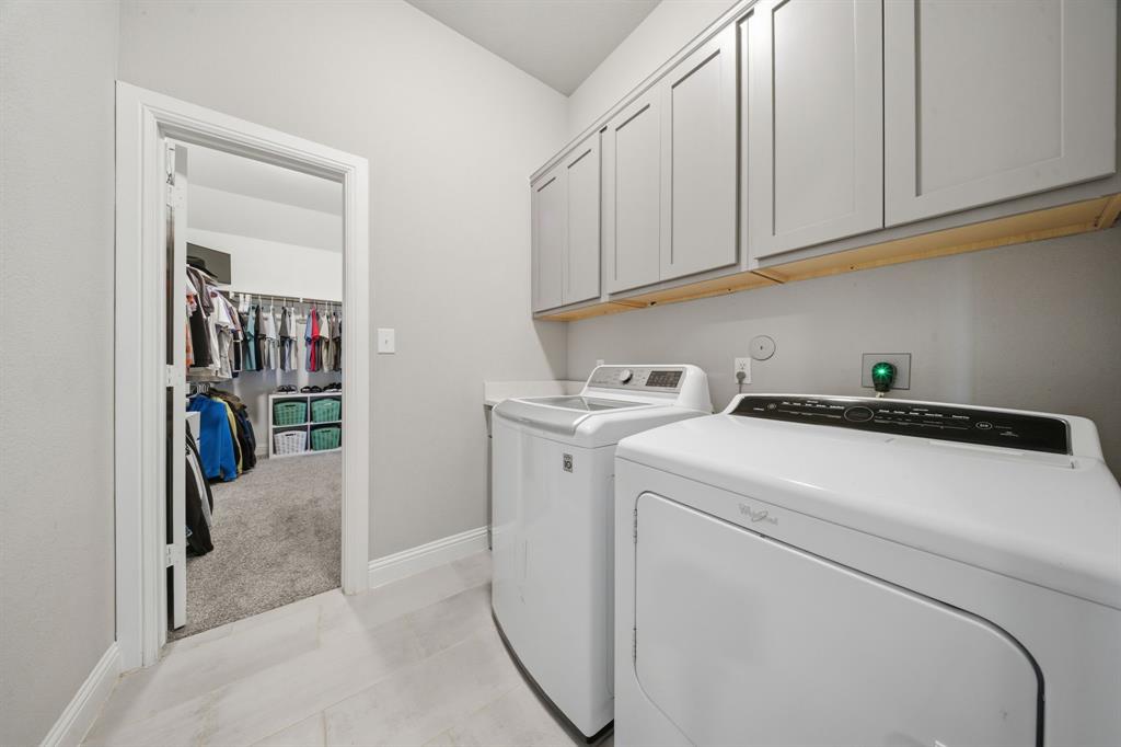 Mustang Crk - Residential