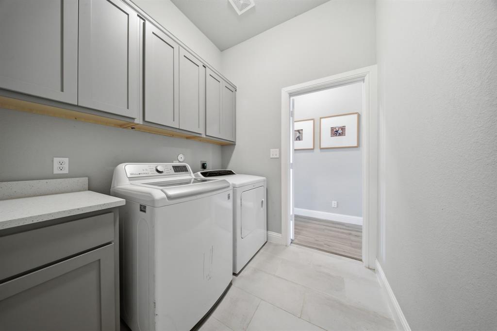 Mustang Crk - Residential