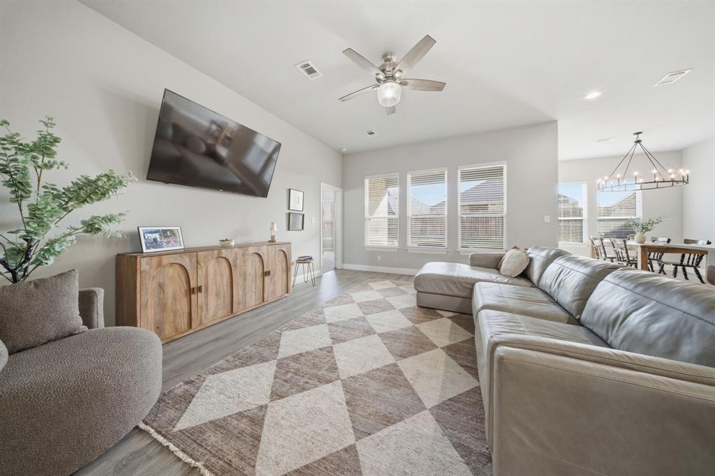 Mustang Crk - Residential