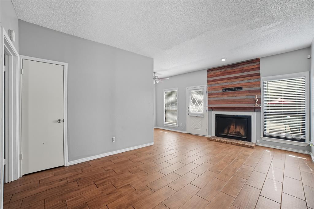 5620 Live Oak Street 104