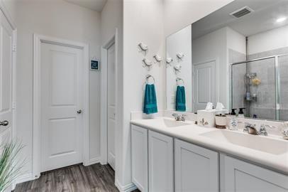 Primrose Xing Ph 4 - Residential