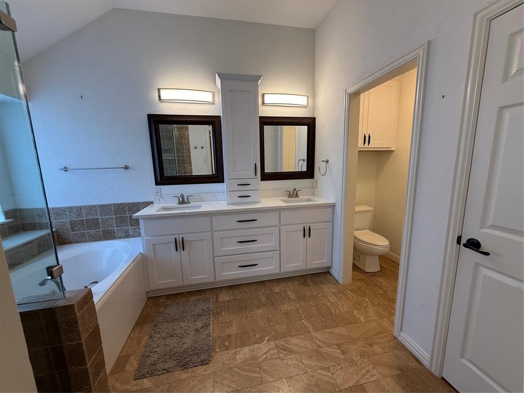 Bloomfield At Hidden Lakes - Residential