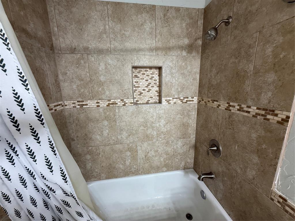 Bloomfield At Hidden Lakes - Residential