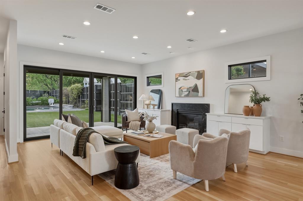 University Terrance Add - Residential