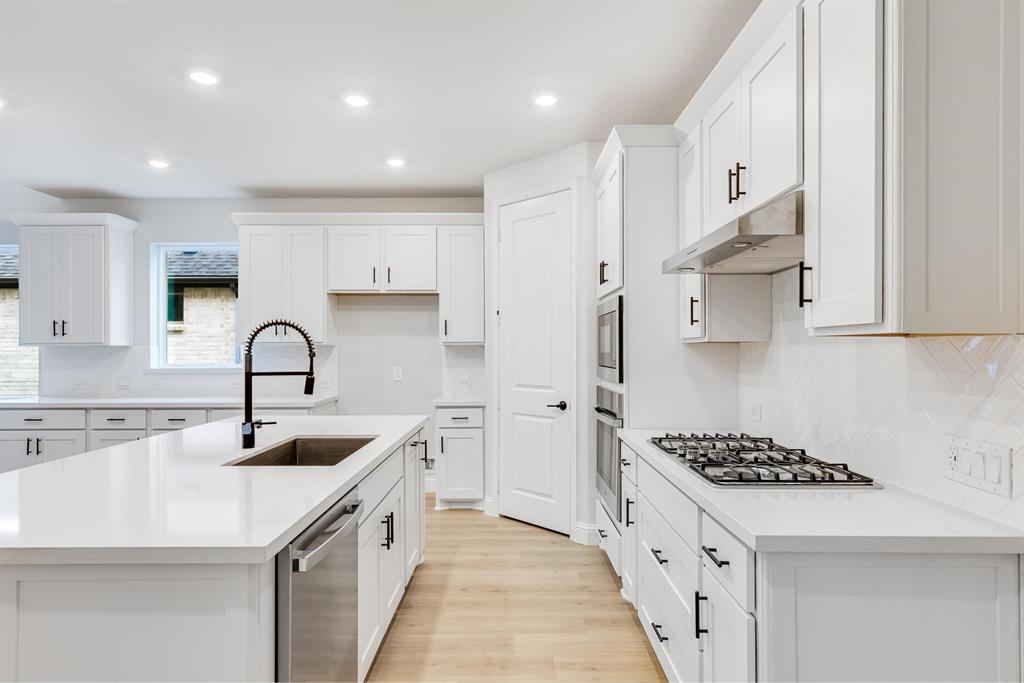 1708 Foxtail Drive