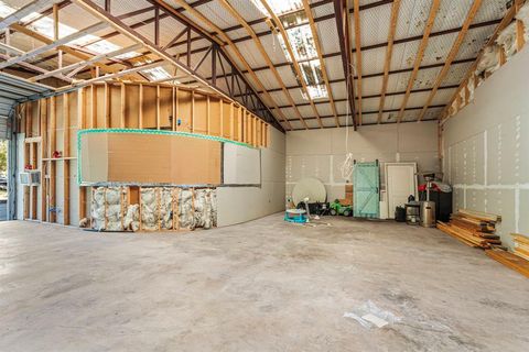 Tiny photo for 152 COUNTY ROAD 4871, Newark, TX 76071 (MLS # 21099754)