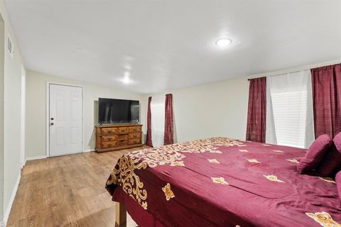 Tiny photo for 152 COUNTY ROAD 4871, Newark, TX 76071 (MLS # 21099754)