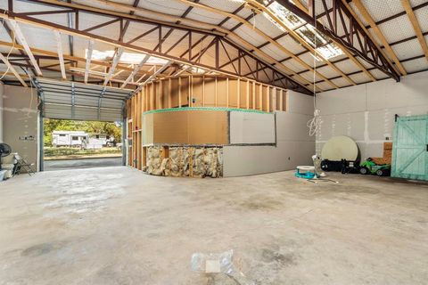 Tiny photo for 152 COUNTY ROAD 4871, Newark, TX 76071 (MLS # 21099754)