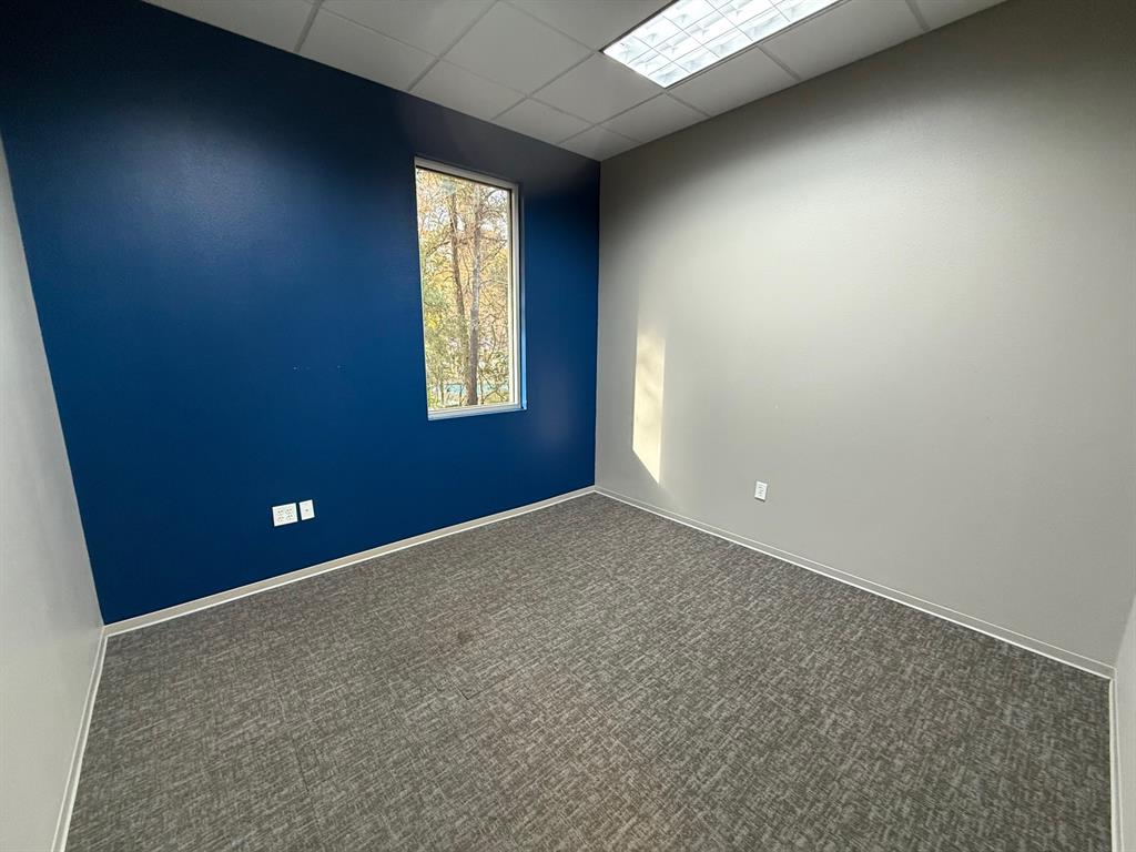 EAGLES NEST - Commercial Lease