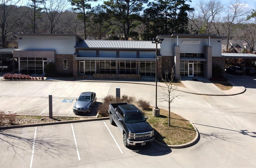 EAGLES NEST - Commercial Lease