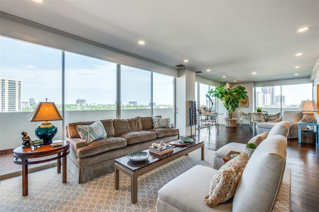 3601 Turtle Creek Boulevard 1006