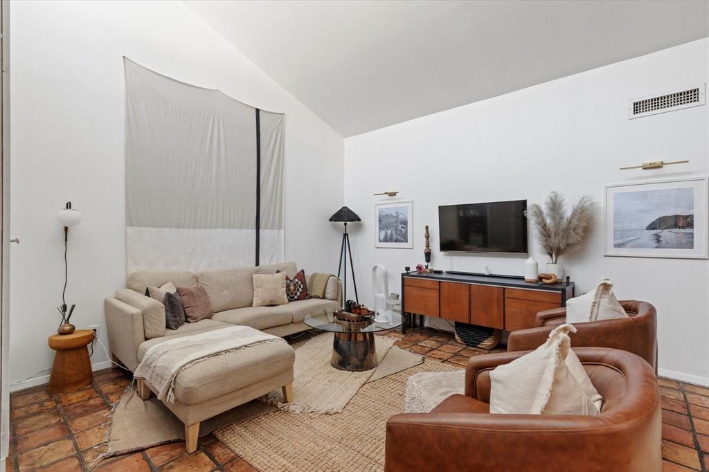 5916 Birchbrook Drive 232