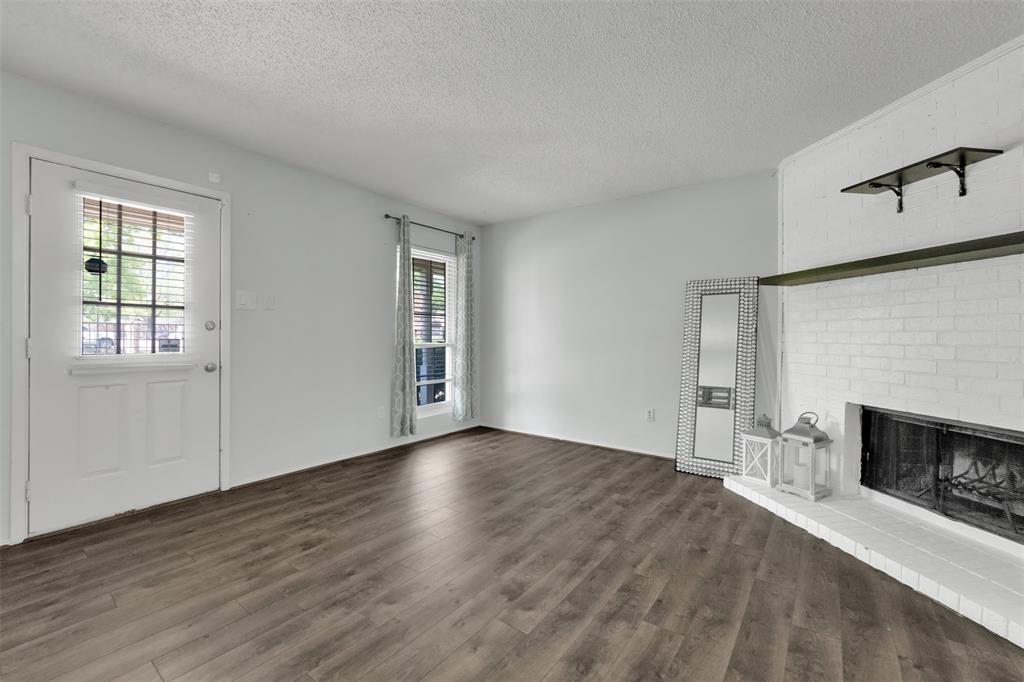 641 Carriagehouse Lane 7