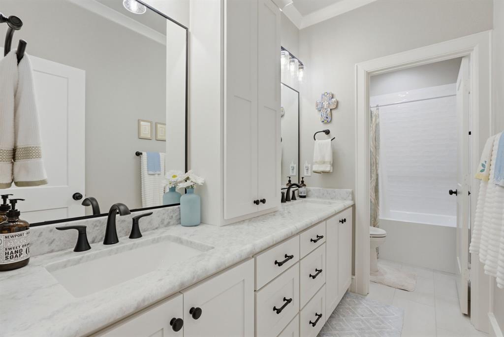 DEER POINT ESTATES - Residential