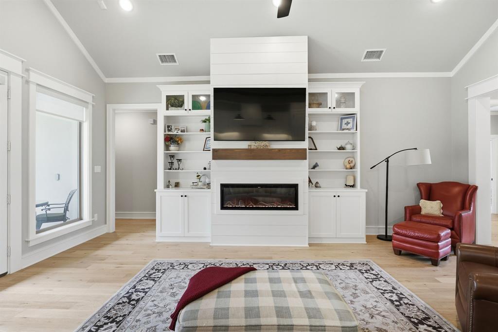 DEER POINT ESTATES - Residential