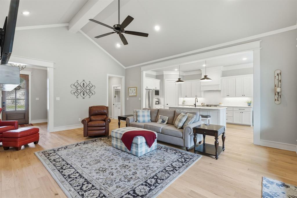 DEER POINT ESTATES - Residential