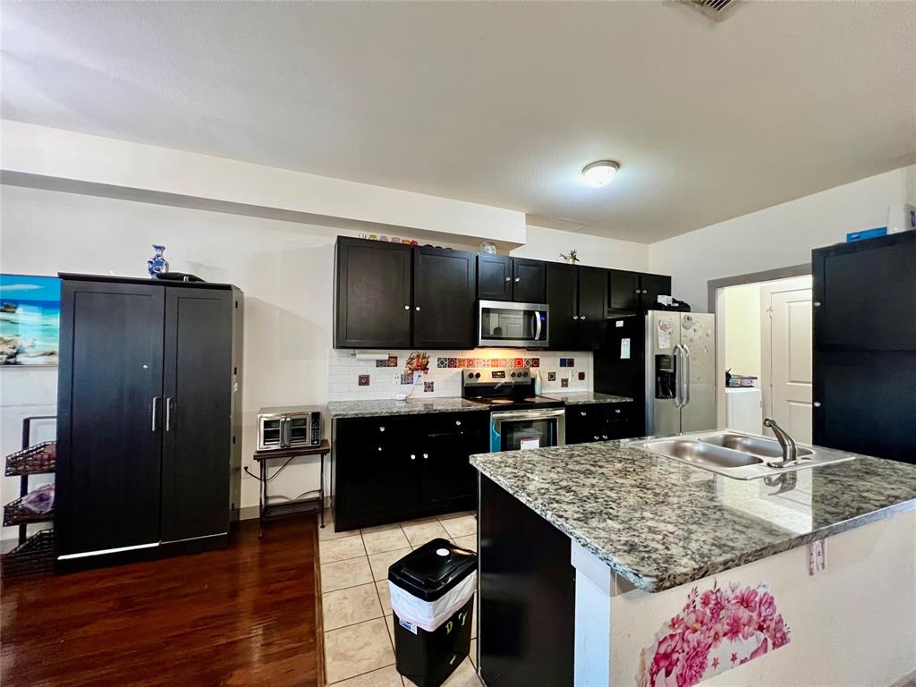 Newport Village At Trinity - Residential