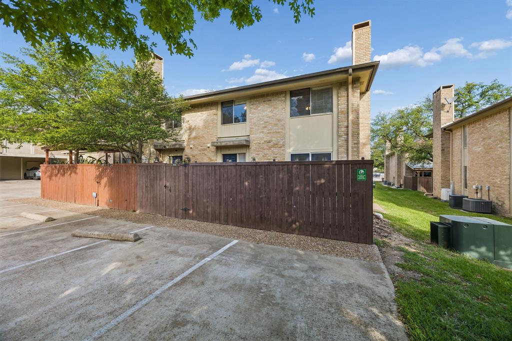 Canyon Creek Ridge - Residential