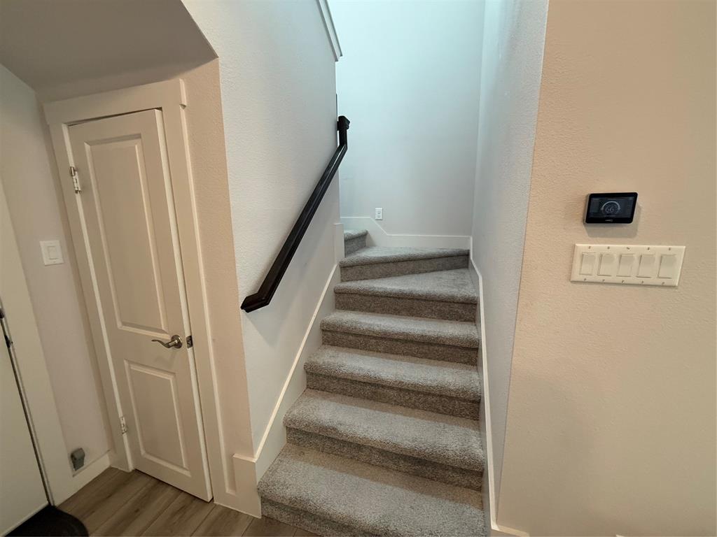 Woodbridge Townhomes - Residential Lease