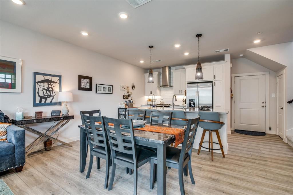 Woodbridge Townhomes - Residential Lease