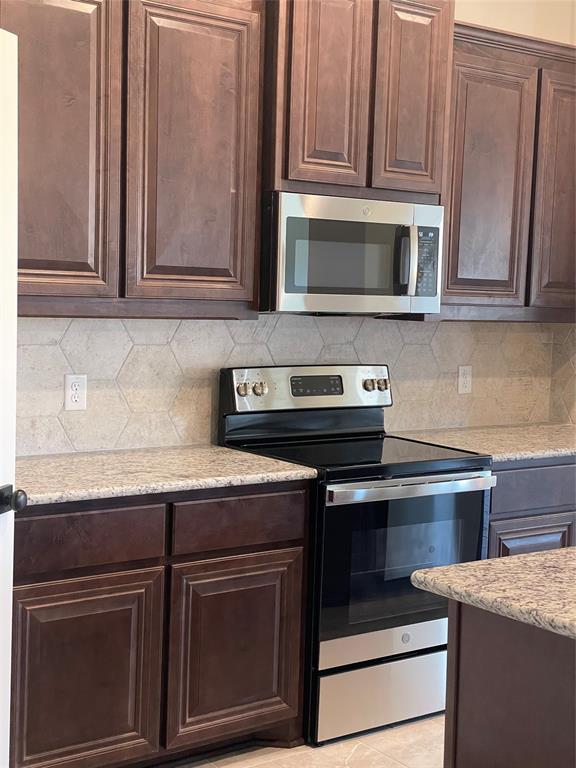 De Berry Reserve - Residential