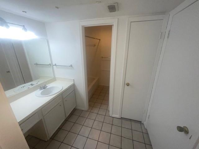 Hollows North Condo - Residential