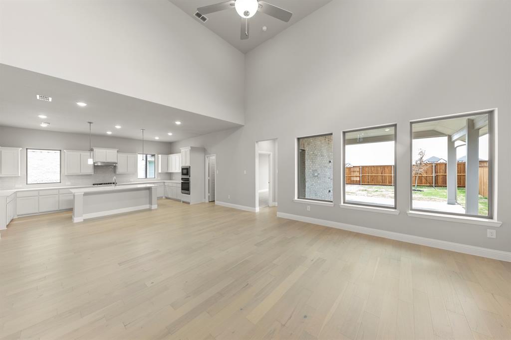 5526 Burford Lane