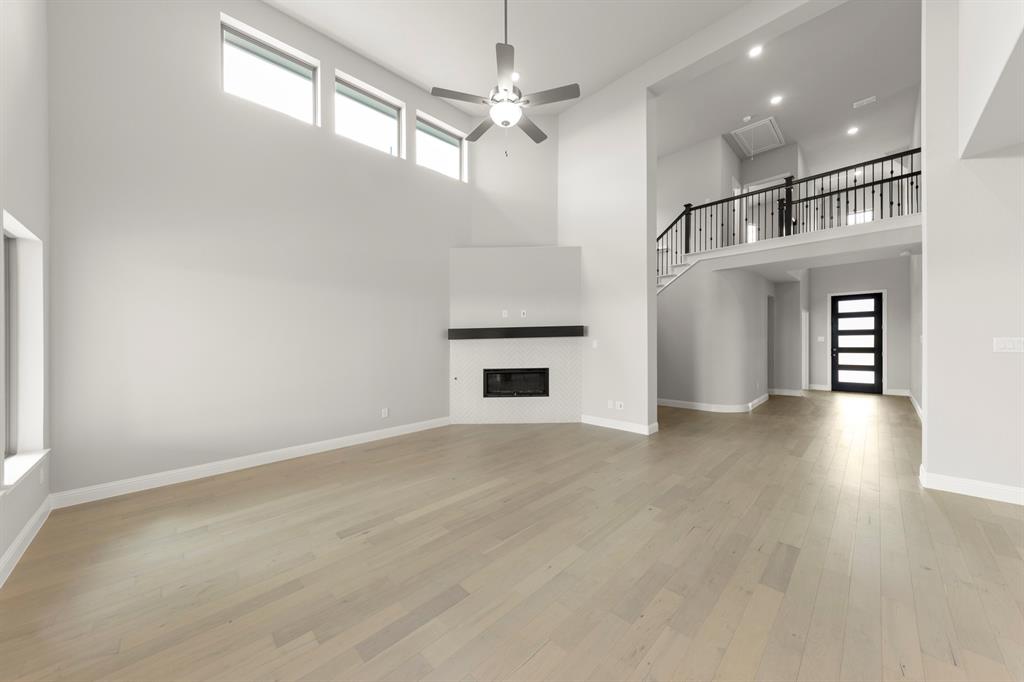 5526 Burford Lane