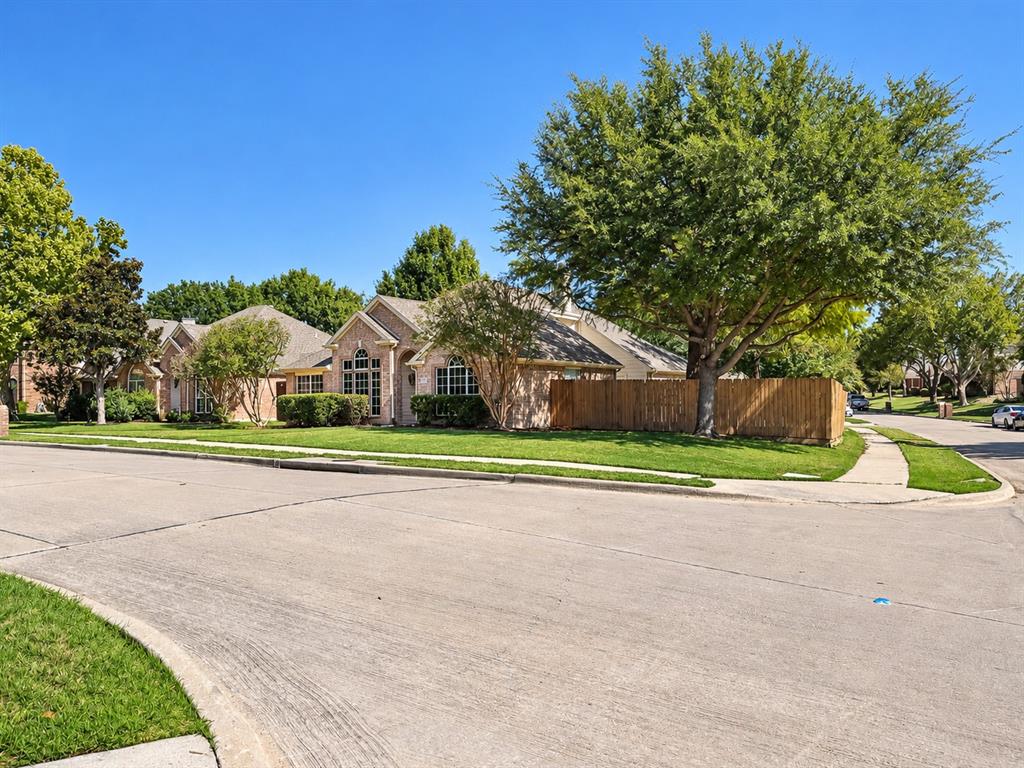 7514 Naples Lane