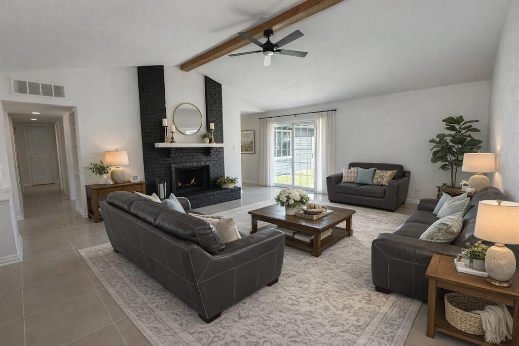 Country Meadow 01 - Residential