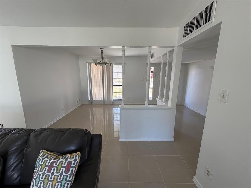 Country Meadow 01 - Residential