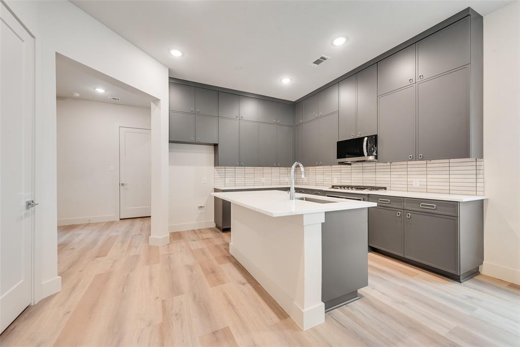 Lewisville Waters Edge II Condominium - Residential